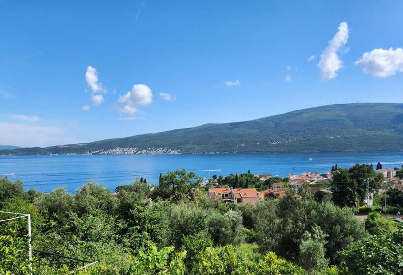 سوئیت با تخت بزرگ, Sunrise Apartments Baošići