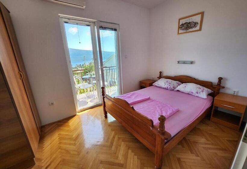 سوئیت با تخت بزرگ, Sunrise Apartments Baošići