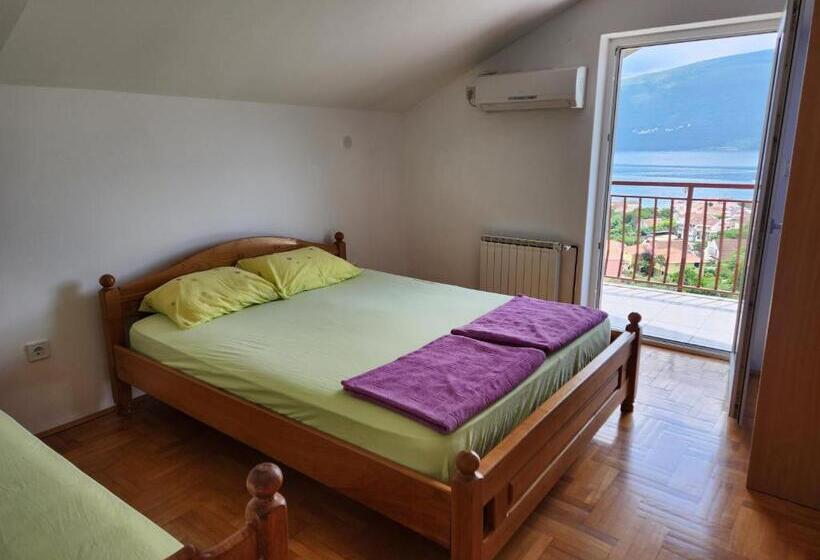 آپارتمان 1 خوابه با چشم‌انداز دریا, Sunrise Apartments Baošići