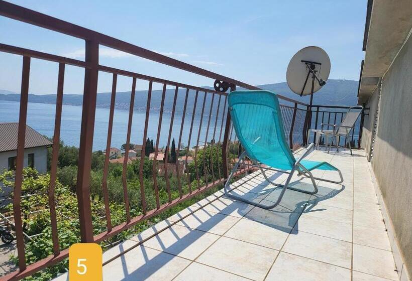 آپارتمان 1 خوابه با تراس, Sunrise Apartments Baošići