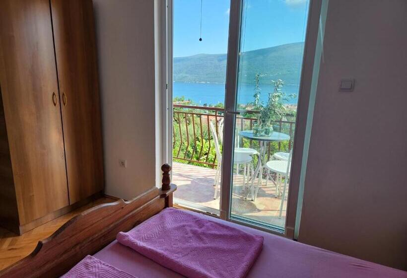 سوئیت با تخت بزرگ, Sunrise Apartments Baošići