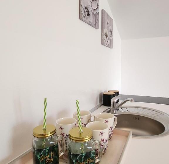 آپارتمان 1 خوابه با تراس, Sunrise Apartments Baošići