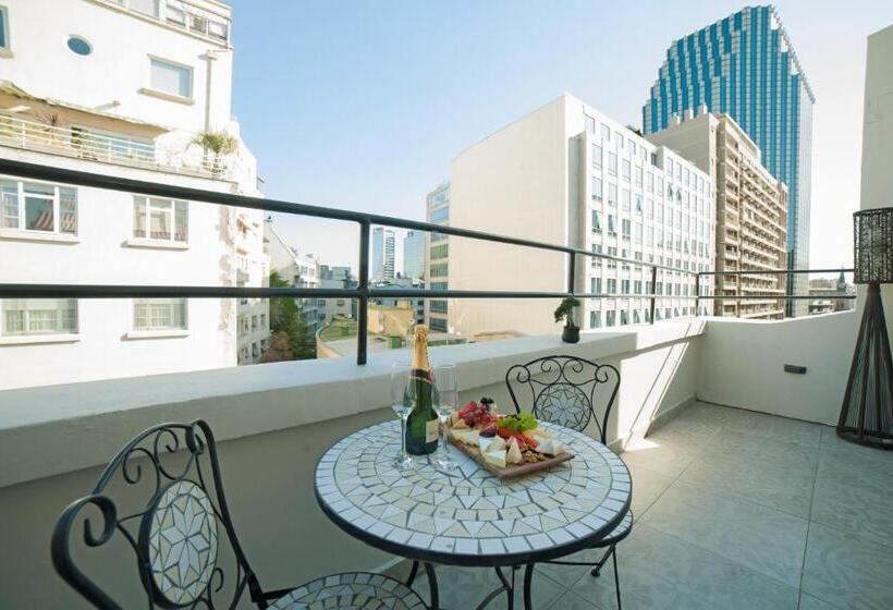 اتاق لوکس با بالکن, Sommelier Boutique