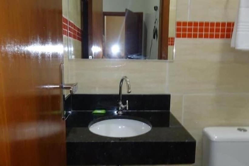 اتاق استاندارد سه نفره, Mm