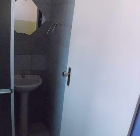 Quarto Triplo Estandar, Masuka Center