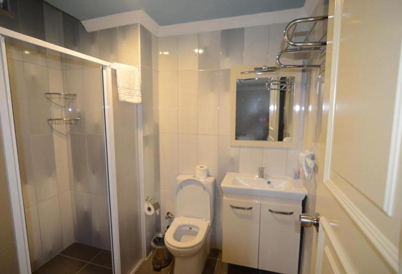 Номер Стандарт Трехместный, Funda Otel Gocek