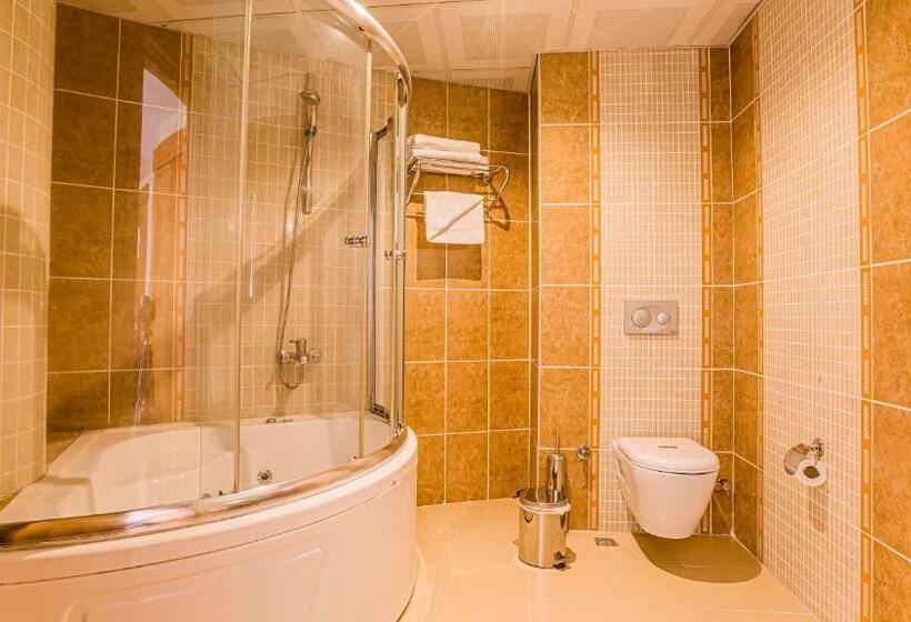 اتاق لوکس, Yücesoy Liva Hotel Spa & Convention Center Mersin