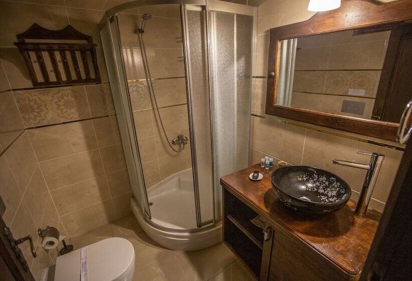 Suite Deluxe, Hermes Cave