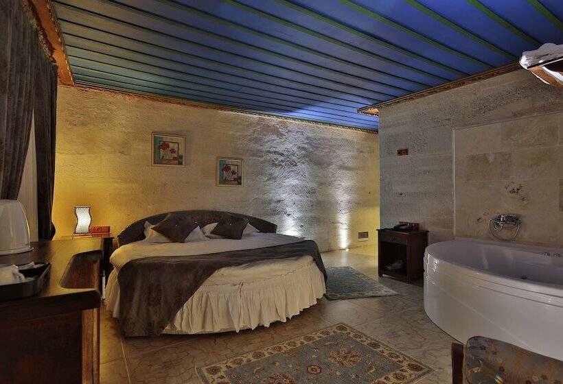 Suite Deluxe, Hermes Cave
