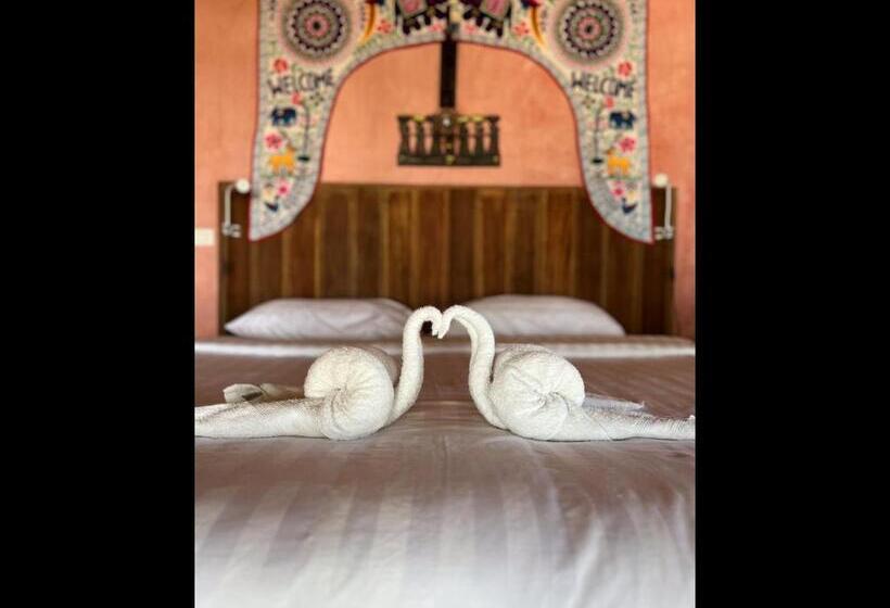 بانگلوی استاندارد, Pp Land Beach Eco Resort