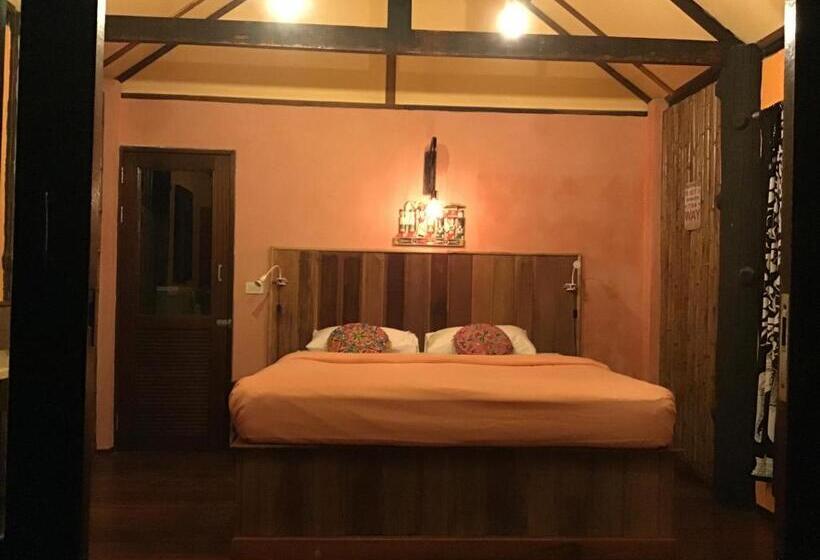 بانگلوی استاندارد, Pp Land Beach Eco Resort