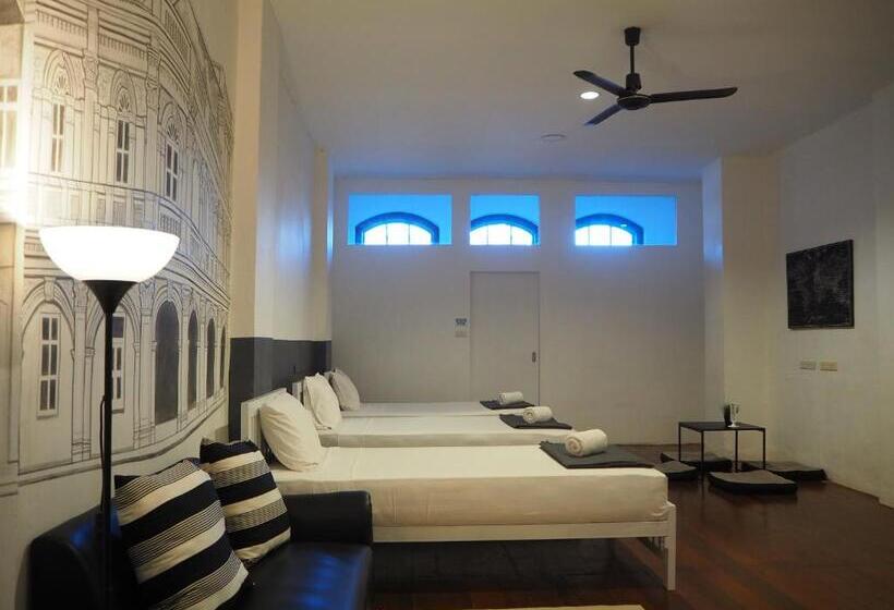 اتاق استاندارد سه نفره, Chino Town At Yaowarat Phuket   Sha Plus