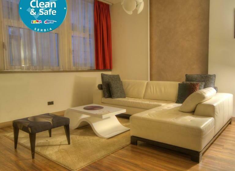 اتاق استاندارد یک نفره, Atera Business Suites