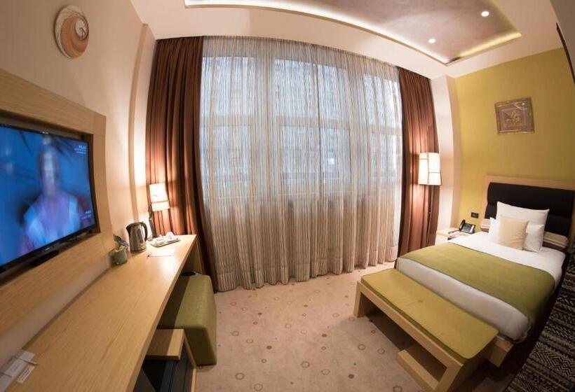 اتاق استاندارد یک نفره, Atera Business Suites