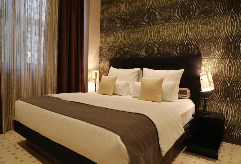سوییت سوپریور, Atera Business Suites