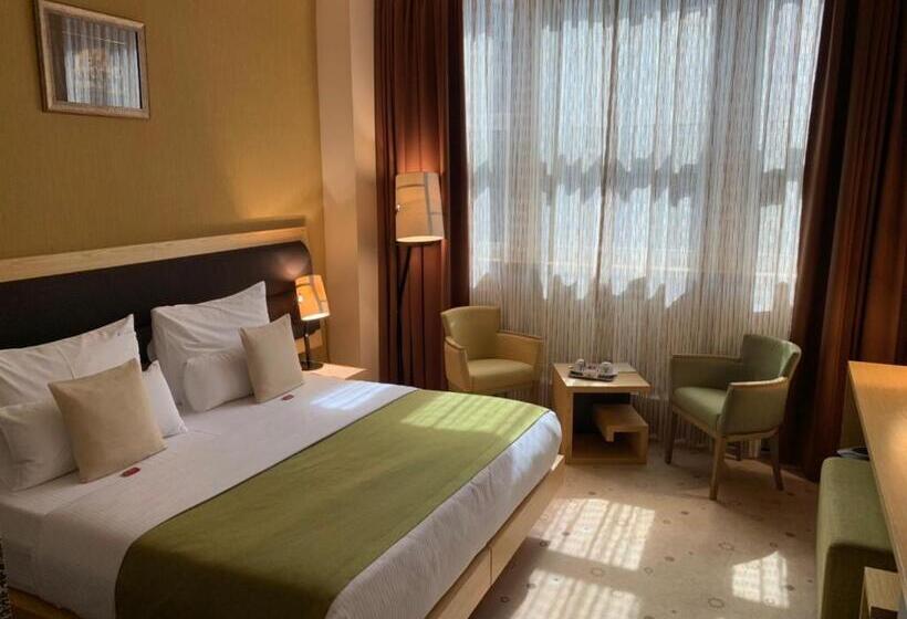 اتاق لوکس, Atera Business Suites
