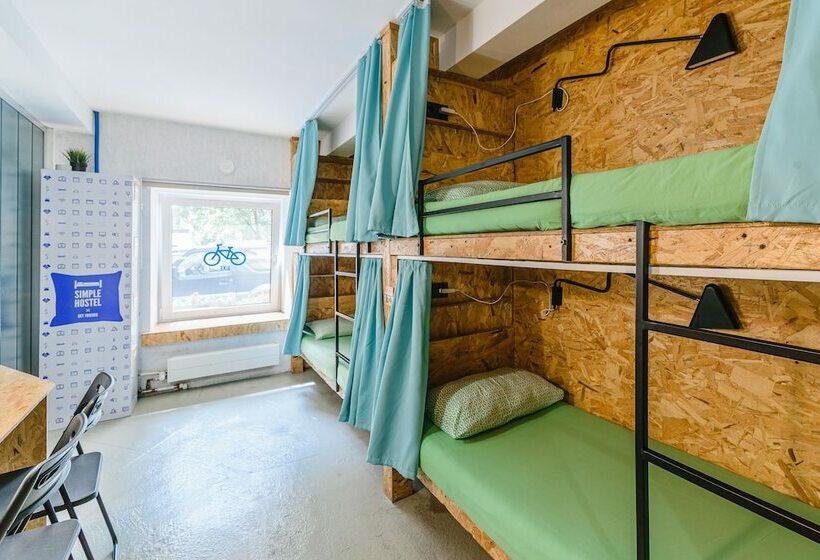 ルームシェアのワンベッド, Simple Hostel Gorokhovaya