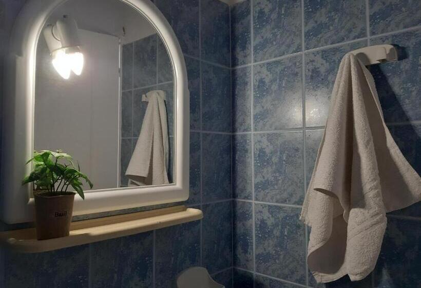 Студио Economy, Casa De Blue Studios & Apartments