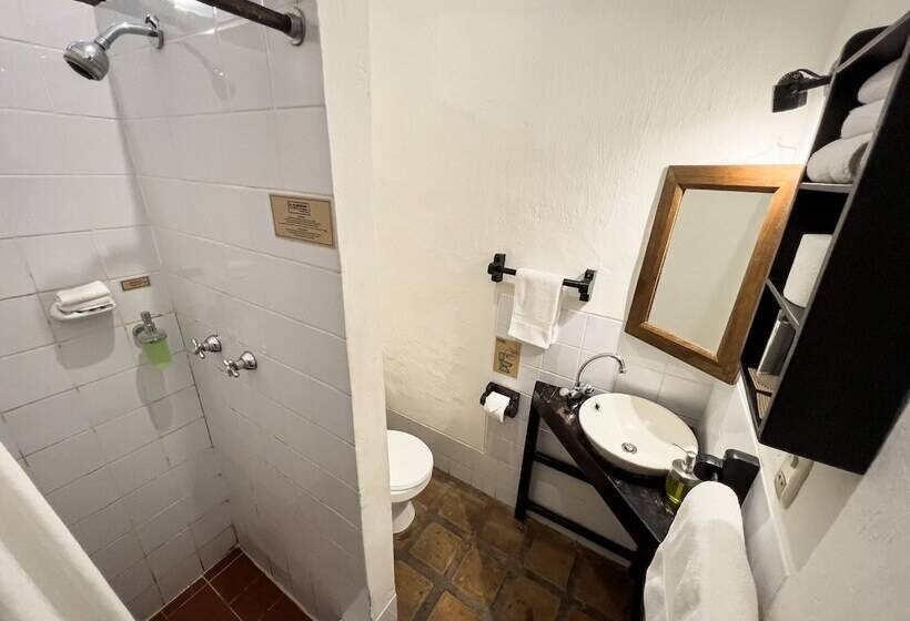 اتاق استاندارد, El Albergue Ollantaytambo
