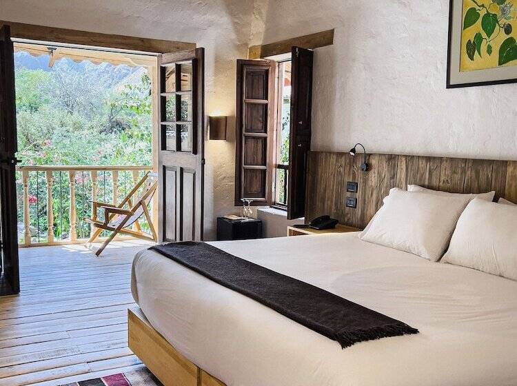 اتاق سوپریور با چشم‌انداز کوهستان, El Albergue Ollantaytambo