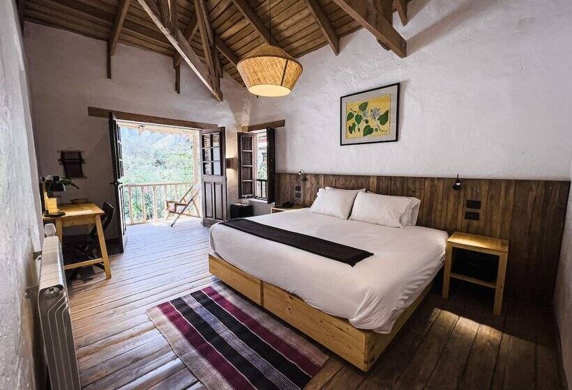 اتاق سوپریور با چشم‌انداز کوهستان, El Albergue Ollantaytambo