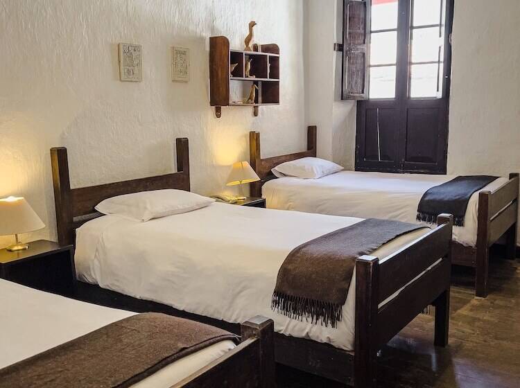 اتاق استاندارد سه نفره, El Albergue Ollantaytambo
