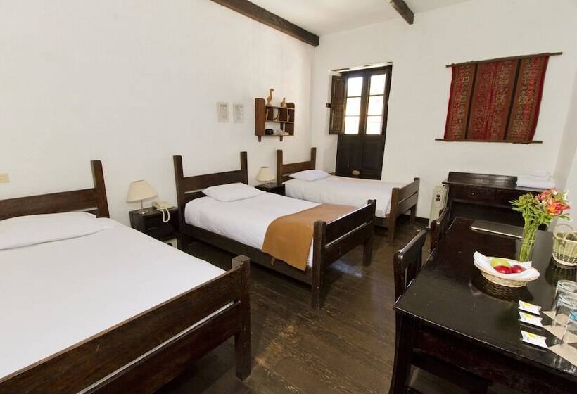 اتاق استاندارد سه نفره, El Albergue Ollantaytambo