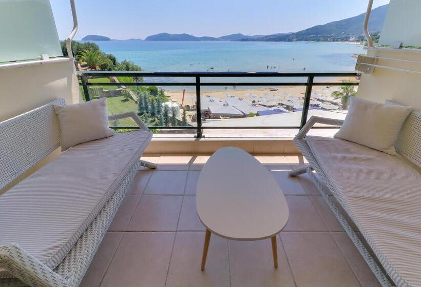 オーシャンビューのスーペリアトリプルルーム, Porto Palio Beach