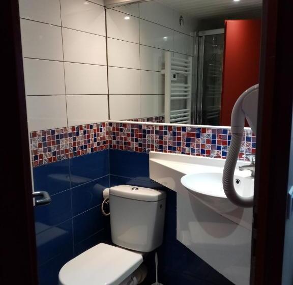 Номер Стандарт, Brit Hotel St Quentin/nord