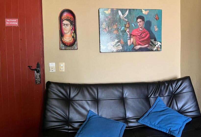 スタンダードルーム, Casa De Leyendas