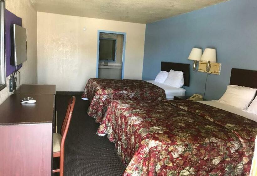 Номер Стандарт 2 Двуспальные Кровати, Delux Inn