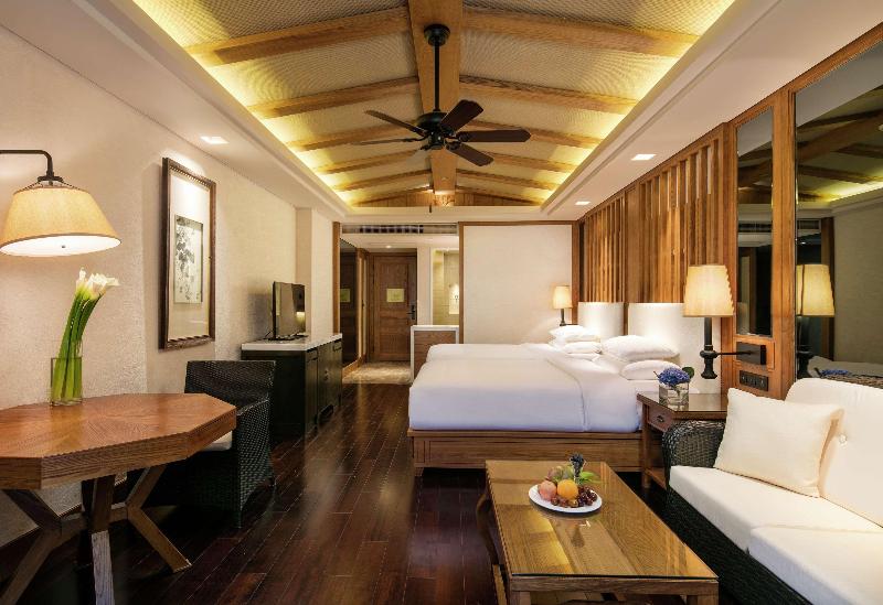 Номер Стандарт Вид на Горы, Hilton Sanqingshan Resort