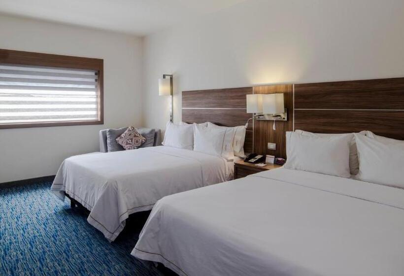 スイート（家族用）, Holiday Inn Express & Suites   Ciudad Obregon, An Ihg