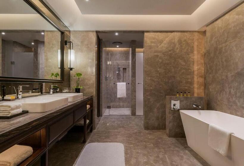 سوییت جونیور, Hyatt Regency Xi'an