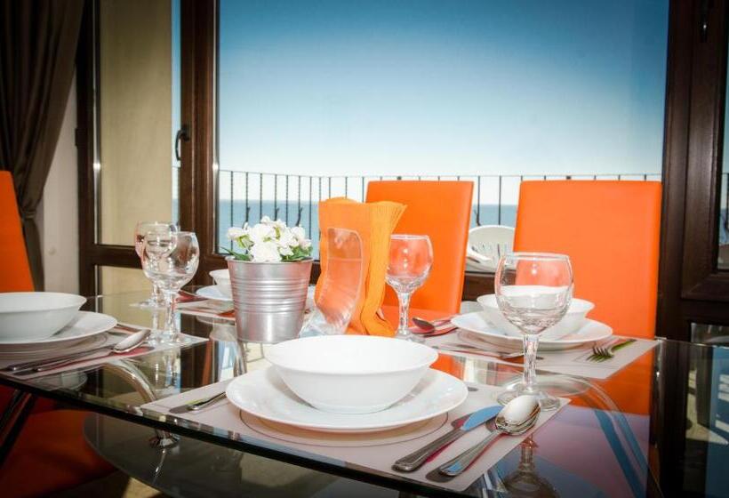 Апартаменты 2 Спальни с Балконом, Premier Fort Beach
