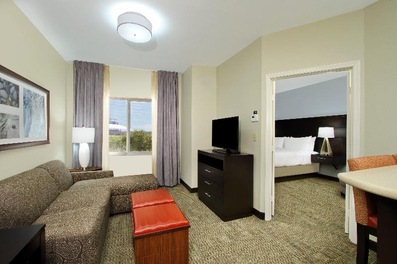 Люкс, Staybridge Suites   Houston   Medical Center, An Ihg