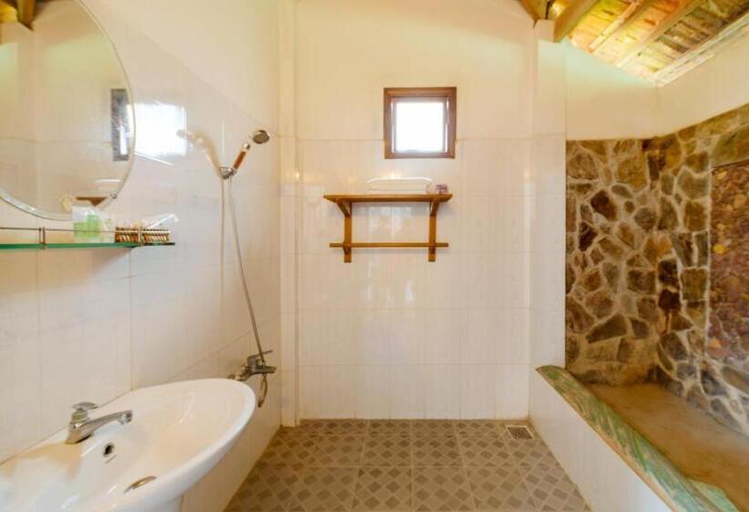 ویلای استاندارد با چشم‌انداز باغ, Vung Bau Resort