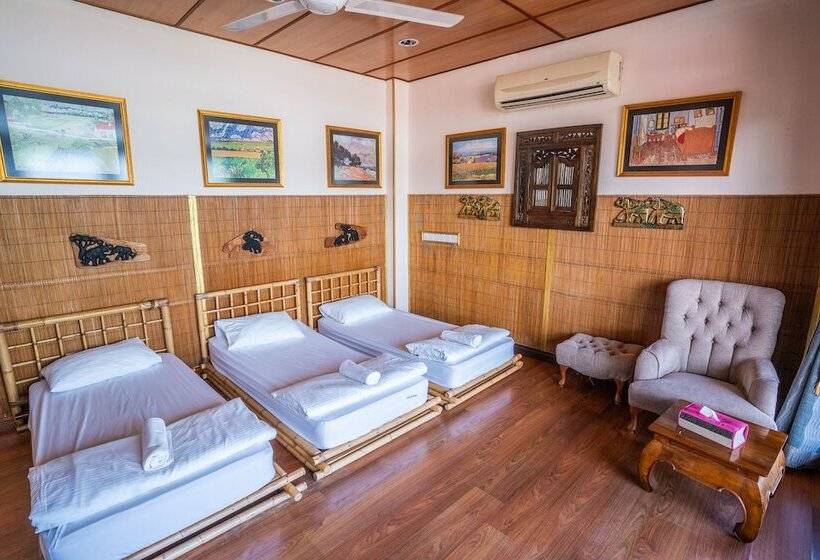 Королевский Люкс, Lost Paradise Resort