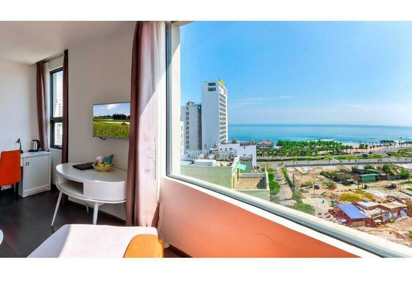 سوییت با چشم‌انداز دریا, Ocean Haven