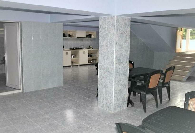 اتاق استاندارد با بالکن, Rio Gonio