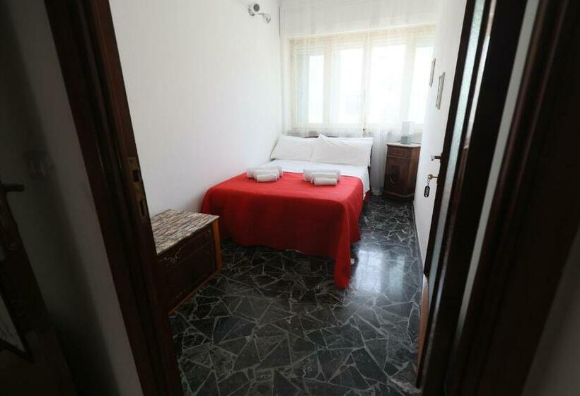 اتاق استاندارد یک تخته با سرویس بهداشتی مشترک, B&b 814 Fermo