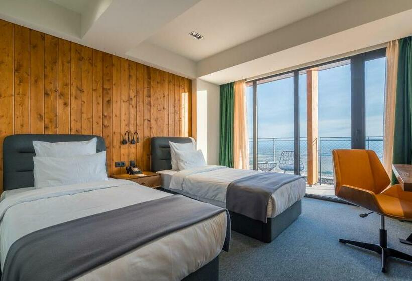 اتاق استاندارد با چشم‌انداز, Kvareli Lake Resort