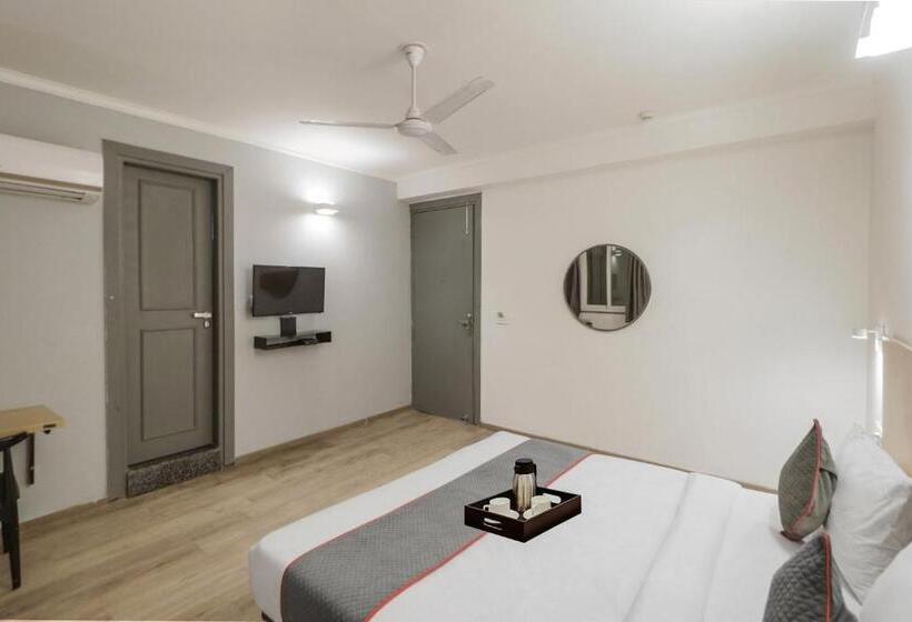 اتاق کلاسیک سه تخته, Oyo Townhouse 938 Hotel Near Omaxe Celebration Mall