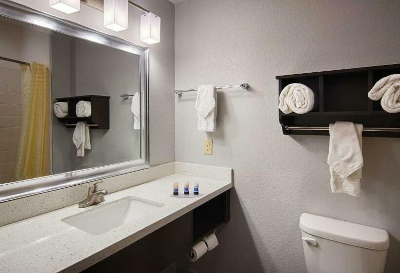 Люкс Кровать Кинг, Best Western Plus Lonestar Inn & Suites