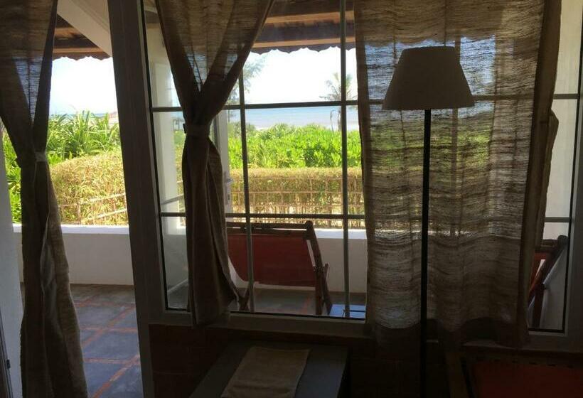 اتاق لوکس خانوادگی, Villa Louise Hue Beach Boutique
