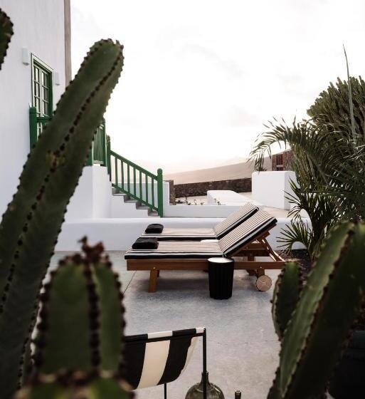 Номер Стандарт с Террасой, César Lanzarote Luxury Boutique Hotel   Adults Only