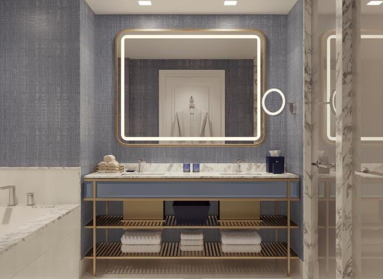 스탠다드 룸 킹사이즈 침대, Fontainebleau Las Vegas
