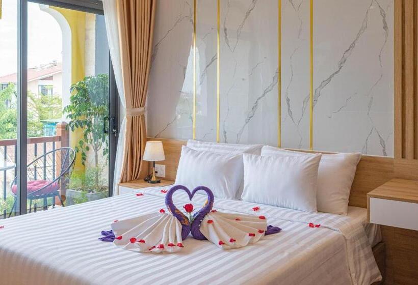 اتاق لوکس با بالکن, Mint Hoi An Villa