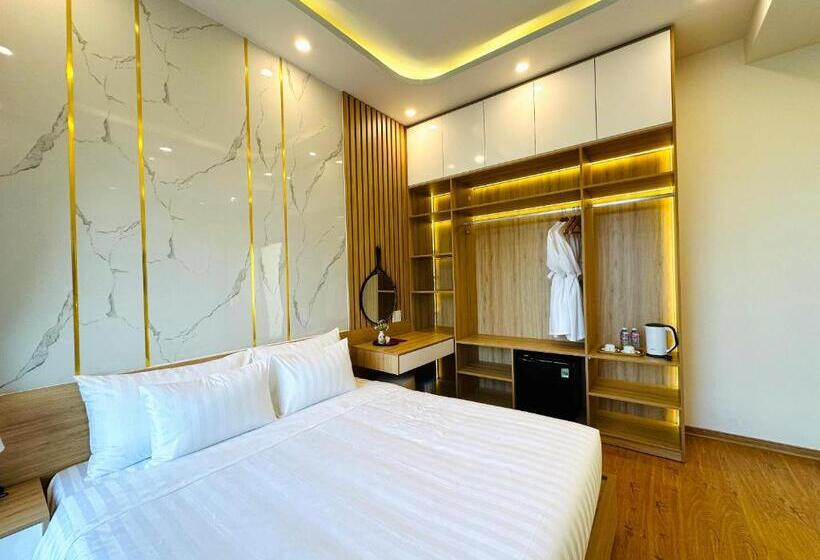 اتاق لوکس با بالکن, Mint Hoi An Villa