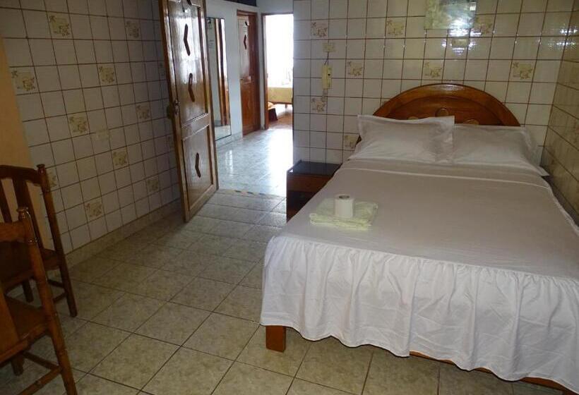 اتاق استاندارد یک نفره, Hostal Residencial Ucayali